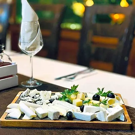 Hotel Meatsa Kŭrdzhali