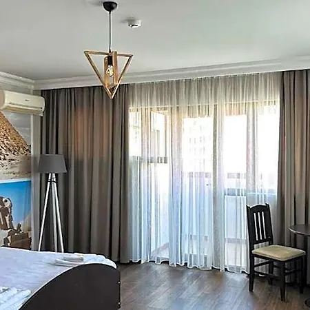 Meatsa Hotell 2*